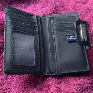 Nautica wallet